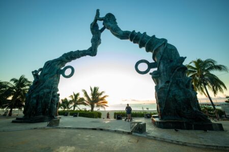 Sirens statue in Playa del Carmen