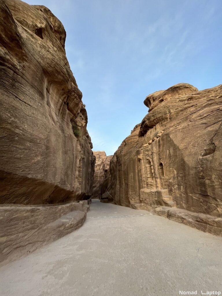 The Siq leading to the Treasury