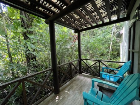 Jungle Lodge Tikal room patio